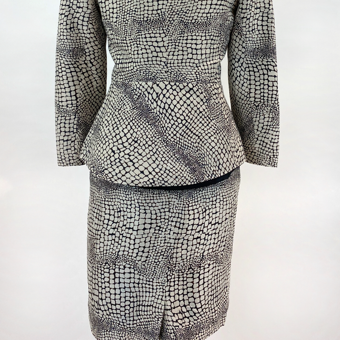 Carla Zampatti Silk Skirt/Jacket Suit