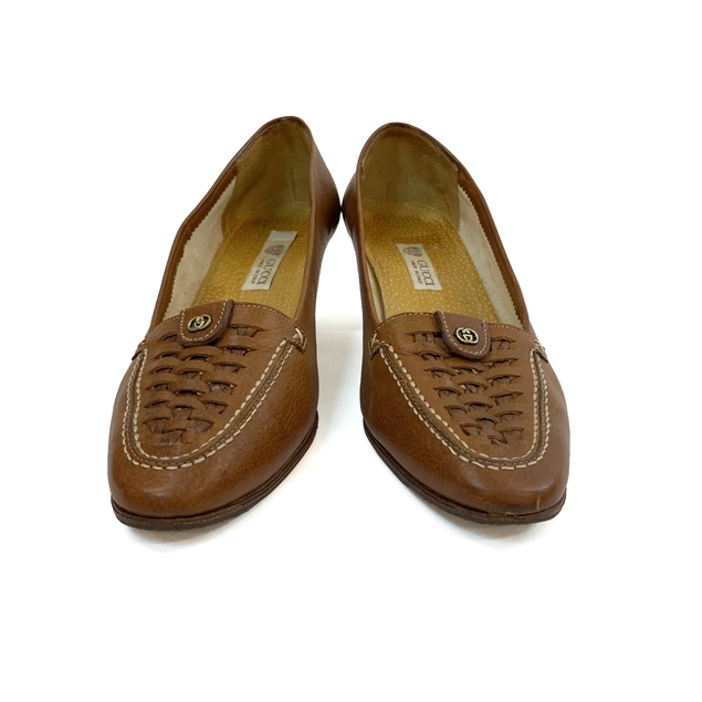Gucci Vintage Style Brogue Leather Pumps