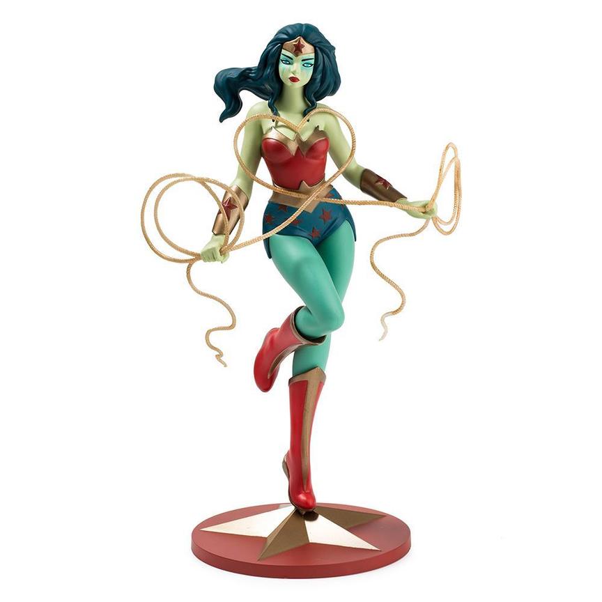 Wonder Woman art figure